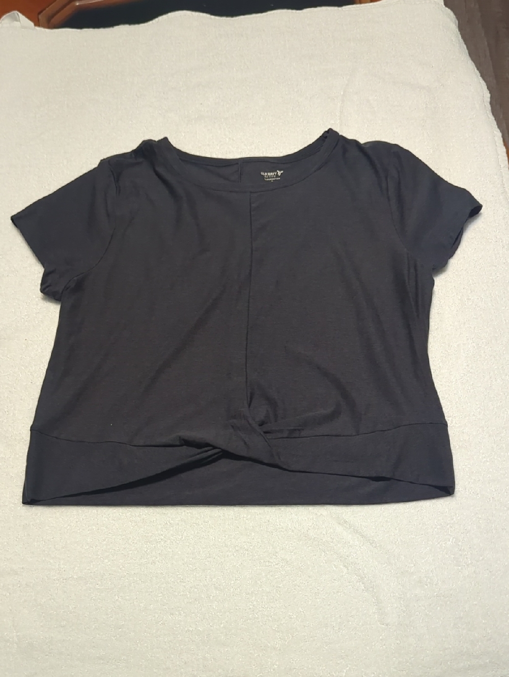 Old Navy Black Short Sleeve Twist-Front Crop Top